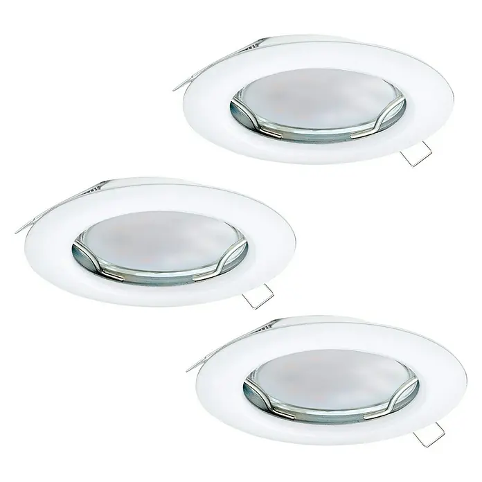 Eglo LED-Einbauleuchten-Set - 9 W, Weiß, 3 Stk., Warmweiß, IP20 - Drei runde, weiße LED-Einbaustrahler mit silbernen Halteklammern auf schwarzem Hintergrund. Ideal für moderne Beleuchtungskonzepte.