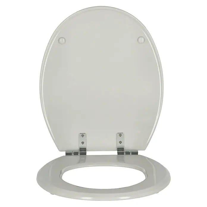 Poseidon WC-Sitz Rio - Holz, Manhattangrau, Mit Absenkautomatik - Weiße Toilettenbrille mit ovaler Form und silbernen Scharnieren auf einem schwarzen Hintergrund.