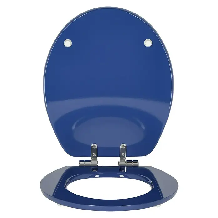 Poseidon WC-Sitz Hai 3D - Holz, Blau, Mit Absenkautomatik - Ein blauer Toilettensitz mit glänzender Oberfläche und Chromscharnieren, der eine stilvolle Badezimmerausstattung bietet.