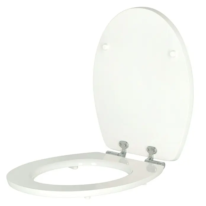 Poseidon WC-Sitz White Lama - MDF, Mehrfarbig, Mit Absenkautomatik - Nahaufnahme eines weißen Toilettensitzes mit offenem Deckel, der ein essentielles Badezimmeraccessoire für Hygiene und Komfort präsentiert.