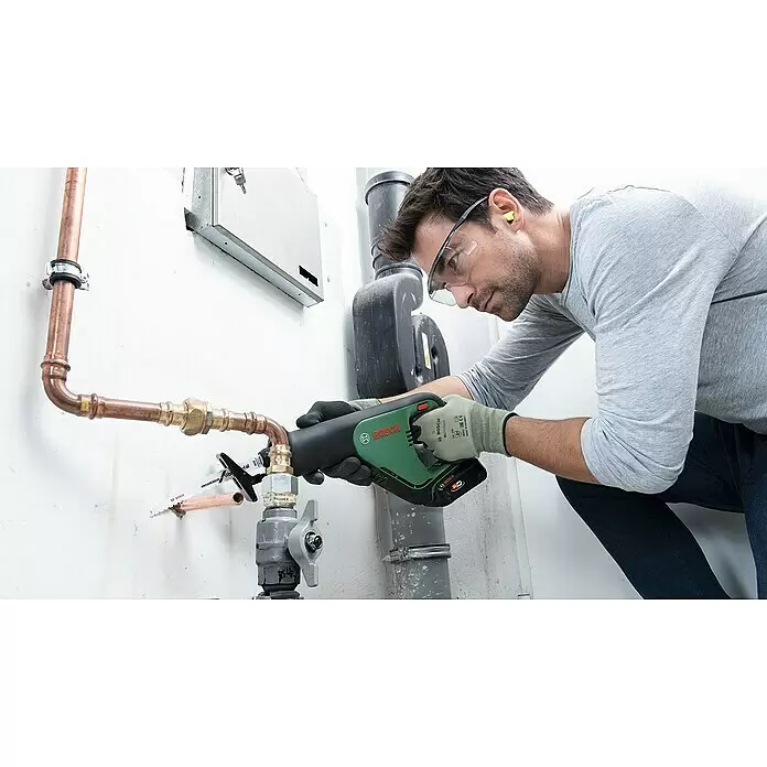 Bosch Power for All 18V Akku-Säbelsäge AdvancedRecip 18 - 18 V, Ohne Akku, Leerlaufhubzahl: 0 /min - 3.100 /min - Anwendungsbeispiel
