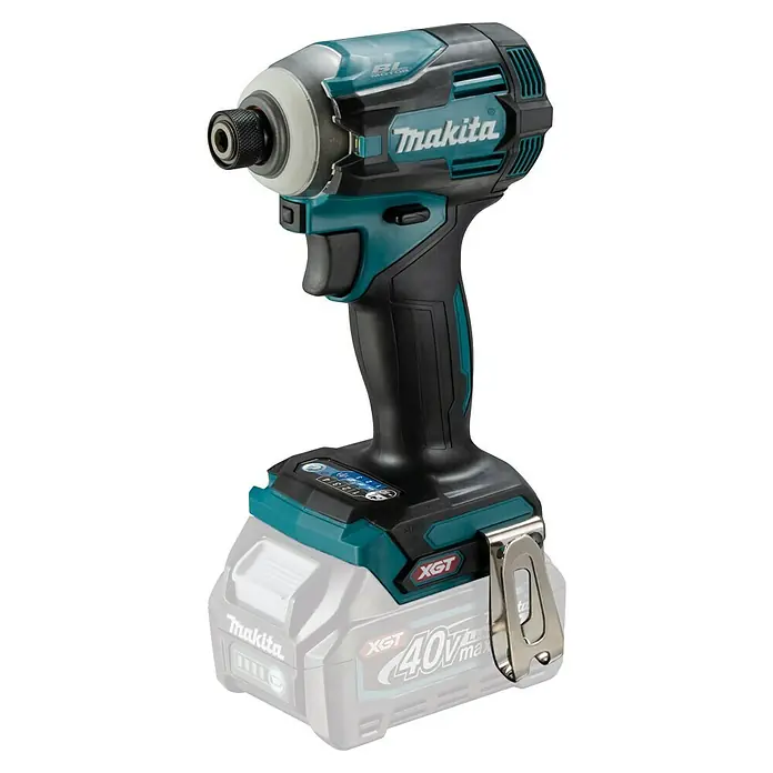 Makita XGT 40V max. Akku-Schlagschrauber TD001GZ - 40 V, Ohne Akku - Akku-Schlagschrauber von Makita. Das Werkzeug ist schwarz und türkis mit einem Metallclip und der Markenname ist gut sichtbar.