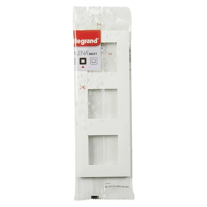 Legrand Valena Next Marco - Blanco/Oro rosa, Modelo de mecanismos: x 3, Plástico, Instalar - Toma de una placa de cubierta triple Legrand Valena Next en blanco, oro y rosa, encerrada en un paquete de plástico transparente.