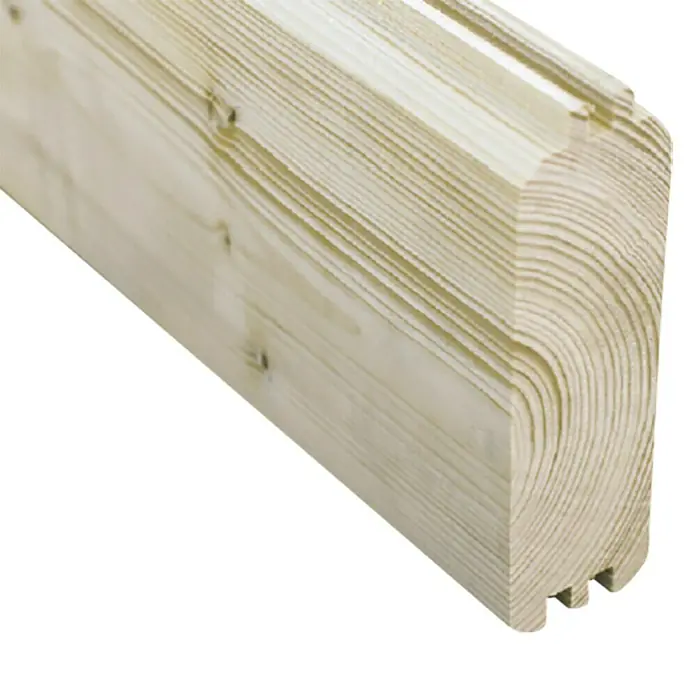 SKAN HOLZ Gartenhaus Esbjerg 3 - Außenmaß inkl. Dachüberstand (B x T): 720 x 660 cm, Holz, Natur - Detailaufnahme eines hellen, gehobelten Holzstammes mit markanten Jahresringen und Nut-Feder-Verbindung. Perfekt für Blockhausbau.