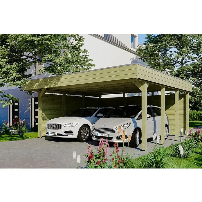 SKAN HOLZ Carport Friesland - Außenmaß inkl. Dachüberstand (B x T): 5,57 x 5,55 m, Doppelcarport, Grün - Ein geräumiges Doppelcarport aus Holz bietet Schutz für zwei Autos, umgeben von üppigem Grün und einem gepflasterten Untergrund.
