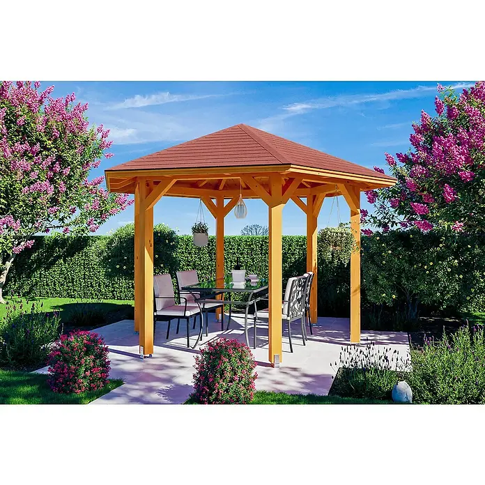 SKAN HOLZ Pavillon Nancy 2 - L x B: 364 x 420 cm, Eiche hell - Elegantes Gartenpavillon mit rotem Dach und Sitzgruppe, umgeben von üppiger Vegetation, perfekt für entspannte Stunden im Freien.
