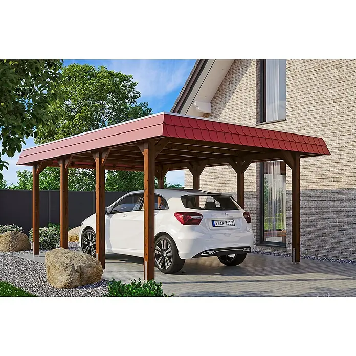 SKAN HOLZ Carport Spreewald - Außenmaß inkl. Dachüberstand (B x T): 3,96 x 5,89 m, Einzelcarport, Nussbaum, Farbe Dach: Rot, Aluminium-Dachplatten - Eine weiße Mercedes-Benz A-Klasse parkt unter einem stilvollen Holz-Carport mit rotem Dach, das Schutz vor Witterungseinflüssen bietet.