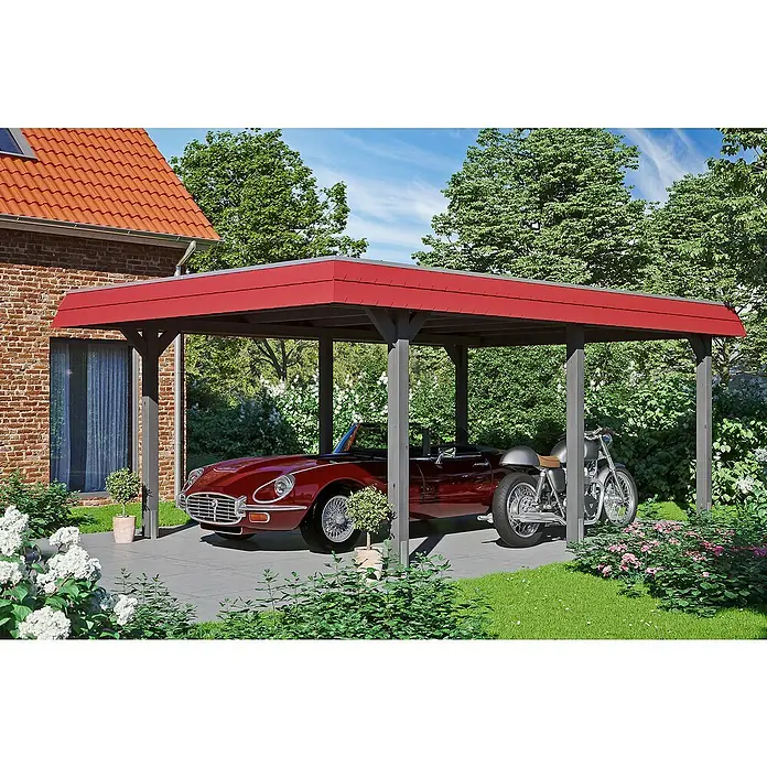 SKAN HOLZ Carport Wendland - Außenmaß inkl. Dachüberstand (B x T): 4,09 x 6,28 m, Einzelcarport, Schiefergrau, Farbe Dach: Rot, Materialspezifizierung Dach: EPDM-Folie, Fichte - Carport mit einem roten Oldtimer-Auto und einem silbernen Motorrad darunter, umgeben von Grünpflanzen.