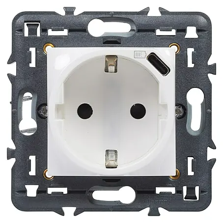 Legrand Valena Next Enchufe con USB