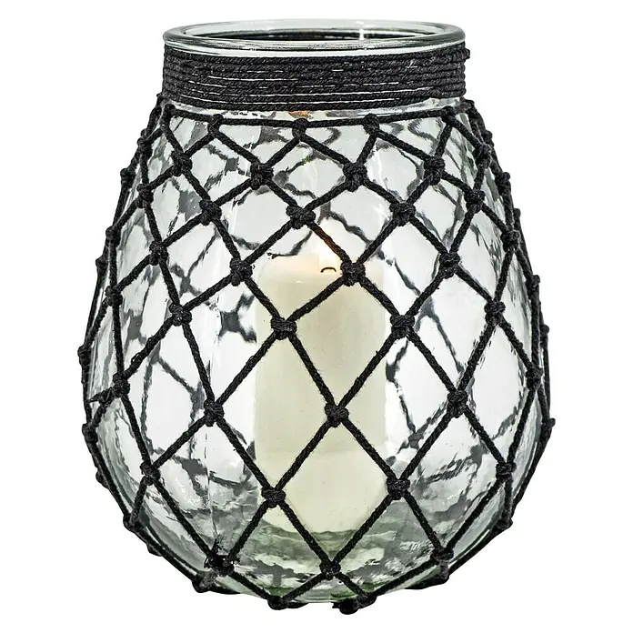 Windlicht Makramee - Ø x H: 24 x 28 cm, Schwarz - Stimmungsvolle Glaslaterne mit schwarzer Seilumwicklung. Diese Laterne ist perfekt für gemütliche Abende im Haus oder im Garten und sorgt für warmes Licht.