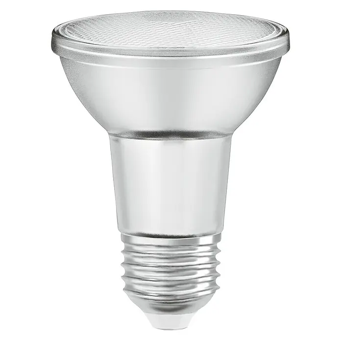Osram Superstar Bombilla LED PAR20 - E27, Intensidad regulable, Blanco cálido, 345 lm, 5 W - Imagen de una bombilla LED con base plateada y un reflector claro ligeramente curvado, presentada sobre un fondo negro aislado.