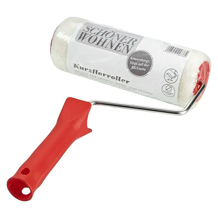 SCHÖNER WOHNEN-Farbe Kurzflorroller - Breite Walze: 18 cm - Eine Nahaufnahme eines kurzflorigen Farbrollers mit rotem Griff und der Aufschrift "Schöner Wohnen".