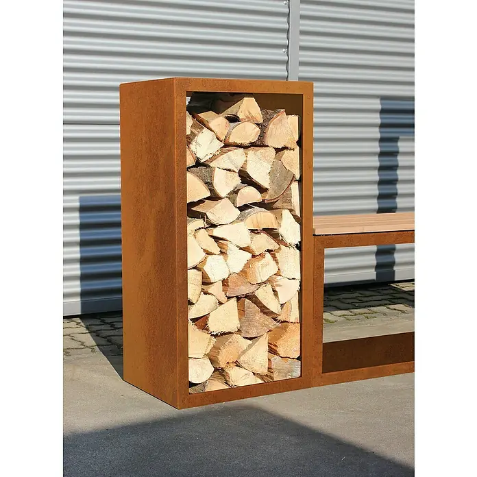 Palatino Exclusive Line Kaminholzregal Woodpecker Pro - 120 x 40 x 50 cm, Stahl, Edelrost - Holzlager aus Cortenstahl mit Holzscheiten gefüllt, Teil einer Sitzbank. Rustikales Design für den Außenbereich.