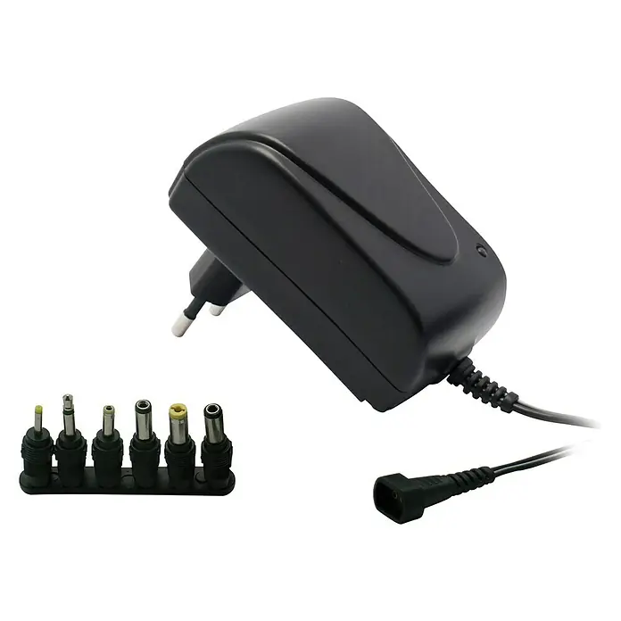 Metronic Transformador de corriente Universal - Negro - Adaptador de corriente con varios enchufes para garantizar una fuente de alimentación versátil para varios dispositivos.