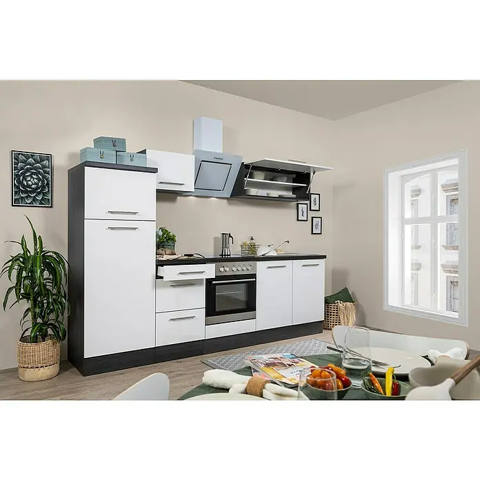Respekta Premium Küchenzeile RP270EWCBO - Breite: 270 cm, Weiß, Mit Elektrogeräten - Modernes Kücheninterieur mit weißen Schränken, dunklen Akzenten und stilvoller Dunstabzugshaube, ideal für ein zeitgemäßes Wohnambiente.