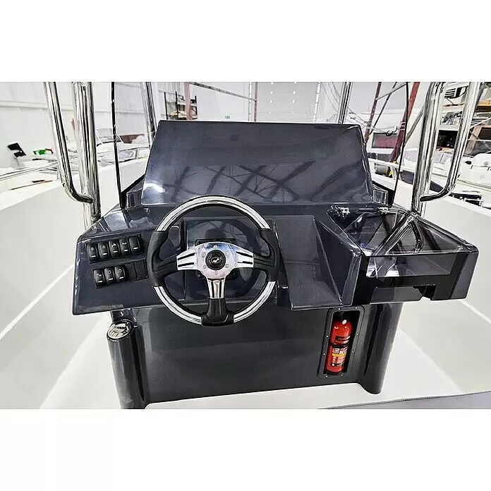 PEGAZUS GFK-Boot 605 CC Base - Ohne Motor, Geeignet für: 8 Personen, CE-Klasse C - Detailaufnahme