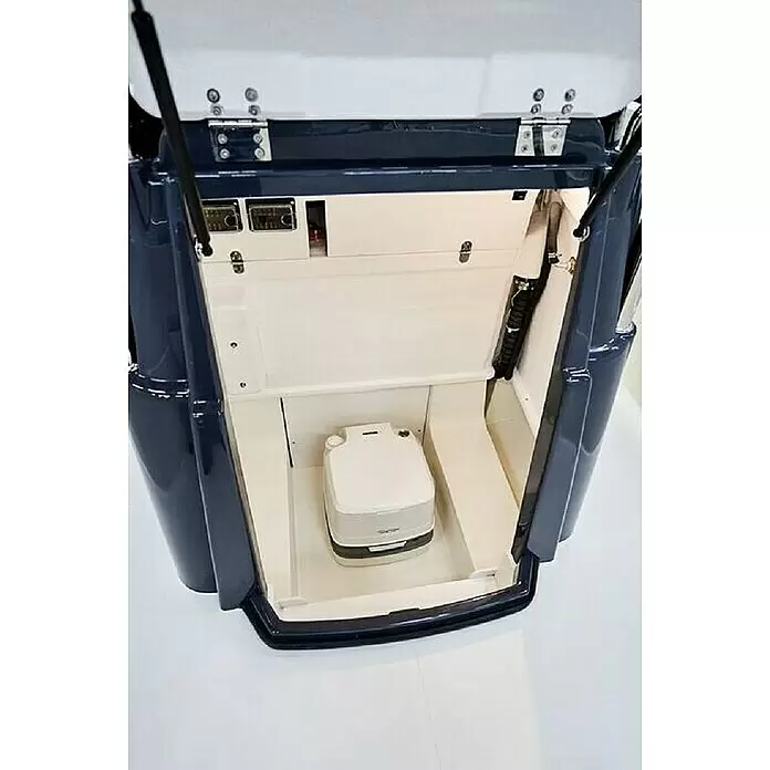 PEGAZUS GFK-Boot 605 CC Base - Ohne Motor, Geeignet für: 8 Personen, CE-Klasse C - Detailaufnahme