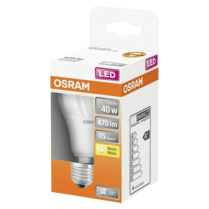 Osram Star Bombilla LED Classic A 40 - E27, No regulable, Blanco cálido, 470 lm, 5,5 W - Una bombilla LED Osram en su embalaje de venta, destacando las especificaciones técnicas y la clase de eficiencia energética.
