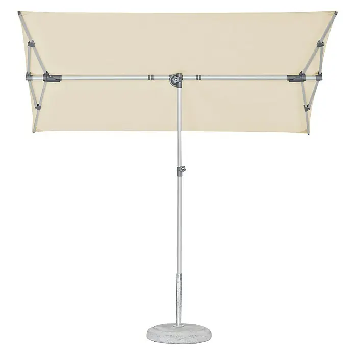 Suncomfort Parasol de balcón Flex Roof - Crudo, 210 x 150 cm, Aluminio - Vista detallada de una sombrilla rectangular con lona beige, montada sobre un soporte de metal gris con una base de hormigón.