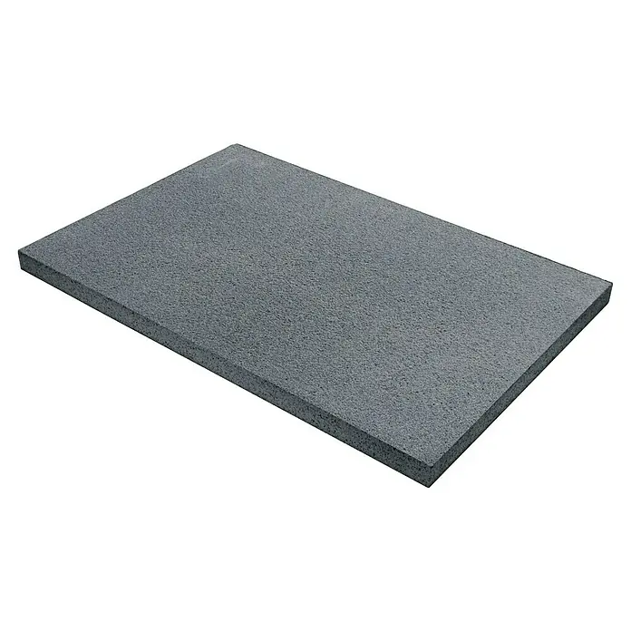 Terrassenplatte Wild Stone - 60 x 40 x 4 cm, Titanio, Beton - Nahaufnahme einer grauen Akustikplatte. Ideal für Schallschutz und Raumakustikverbesserung, bietet diese Platte Funktionalität und modernes Design.