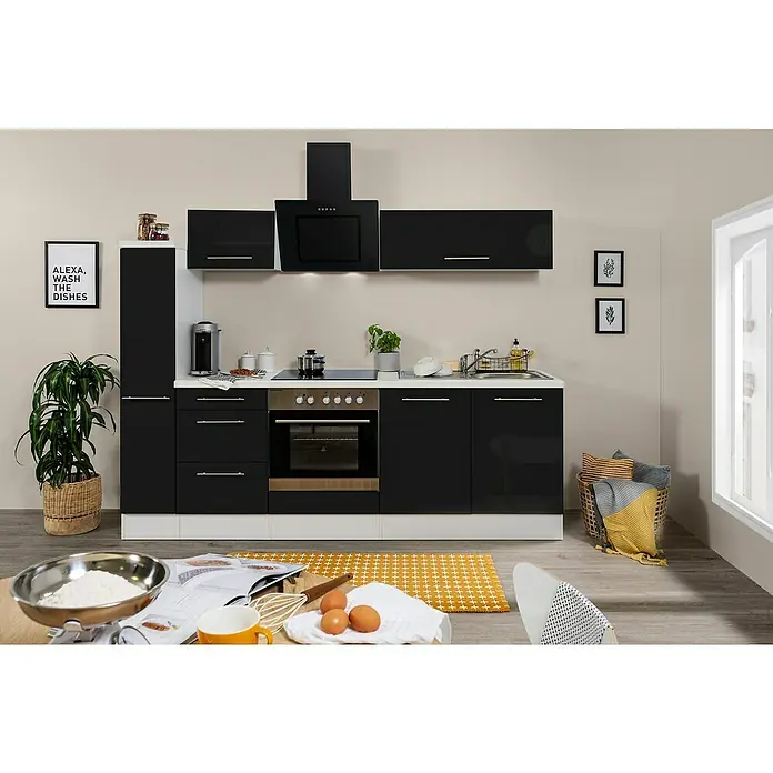 Respekta Premium Küchenzeile RP240WSCBO - Breite: 240 cm, Schwarz, Mit Elektrogeräten - Moderne Küche mit schwarzen Schränken, Geräten und Arbeitsflächen. Helle Akzente und eine gemütliche Atmosphäre durch Pflanzen und Accessoires.