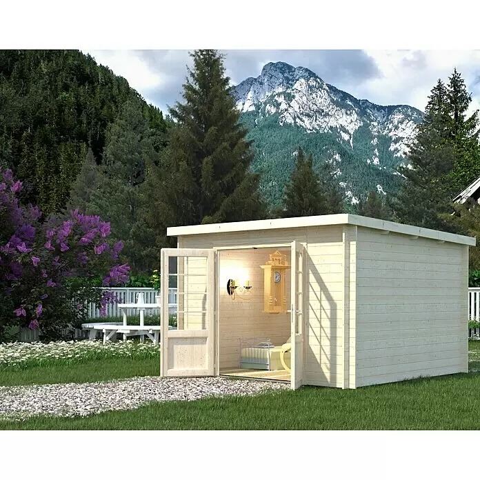 Palmako Caseta de jardín Ella - Medidas ext. (An x Pr): 323 x 340 cm, Madera, Natural - Caseta de jardín de madera clara con puertas abiertas, mostrando un interior con reloj y muebles, en un jardín de montaña.