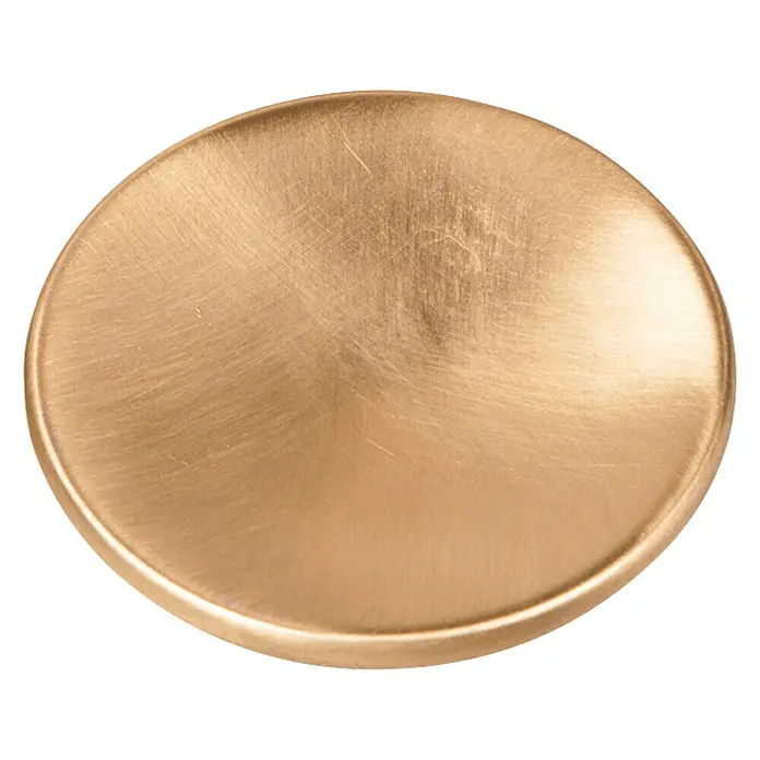 Möbelknopf-Set - 4 Stk., Ø x H: 40 x 14 mm, Sonstige - Nahaufnahme einer kreisförmigen, goldfarbenen Messingplatte mit einer gebürsteten Textur, ideal für Wohnaccessoires.