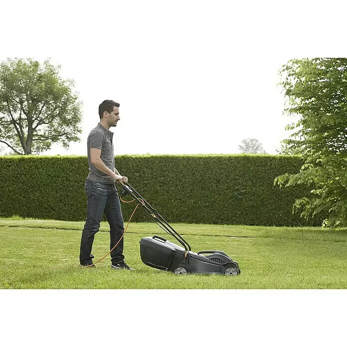 Alpina Elektro-Rasenmäher BL 320 E - 1.000 W, Schnittbreite: 32 cm - Anwendungsbeispiel