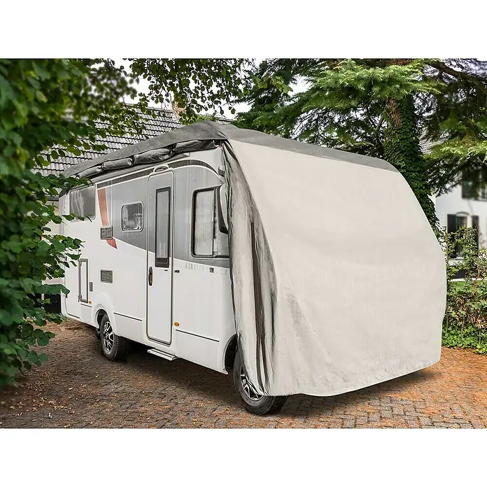 Wohnmobil-Abdeckplane - L x B x H: 650 x 235 x 270 cm, Grau - Das Bild zeigt eine Wohnwagenabdeckung, die ein weißes Wohnmobil schützt. Die Abdeckung ist grau und bedeckt das gesamte Fahrzeug.