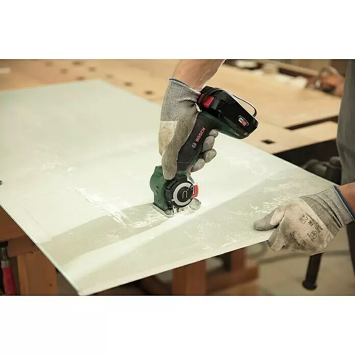 Bosch Power for All 18V NanoBlade-Säge AdvancedCut 18 - Leerlaufdrehzahl: 7.000 U/min, 18 V, 1 Akku - Stimmungsaufnahme