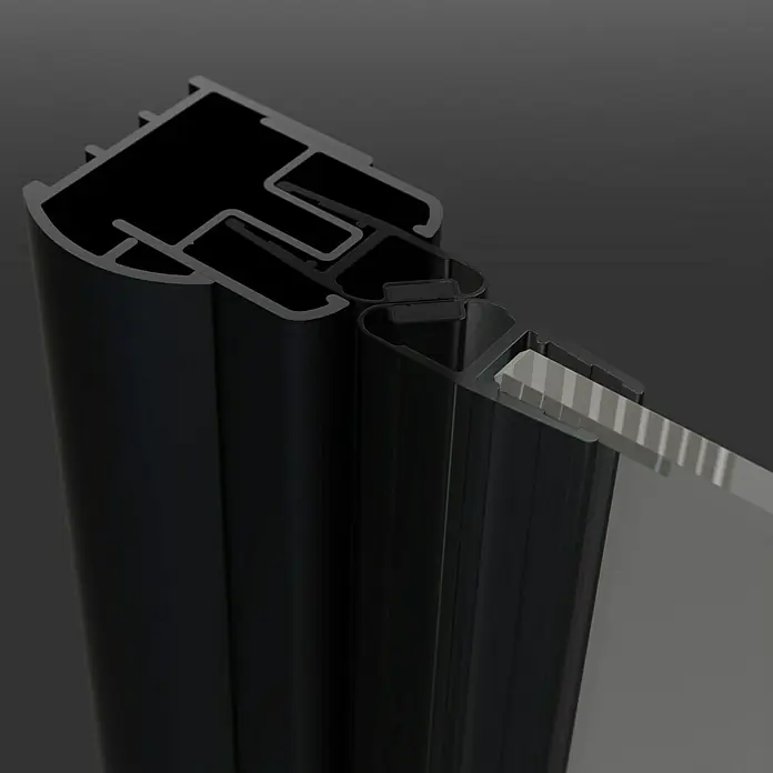 Camargue Vario Dusch-Türanschlag B9 - Höhe: 191,5 cm, Schwarz - Nahaufnahme eines schwarzen Türprofils mit Glasfüllung, das die Details der Konstruktion und das Design hervorhebt.