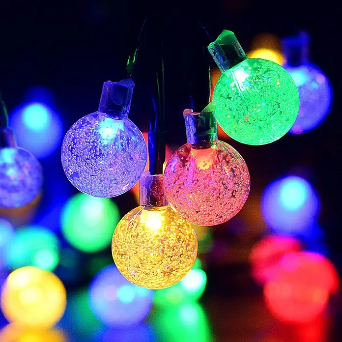 Arte confort Guirnalda luminosa solar Stella - Largo: 650 cm, LED - Guirnalda de luces solares de colores con bombillas esféricas, ideal para el jardín y crear un ambiente festivo para fiestas al aire libre.