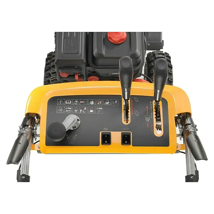 Stiga Benzin-Schneefräse ST 5262 P - 5,2 kW, 252 cm³, Arbeitsbreite: 62 cm - Detailaufnahme einer Schneefräse mit Bedienelementen, Hebeln und Schaltern für die Steuerung der Maschine.