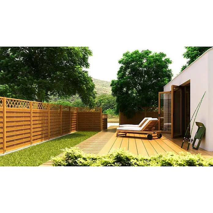 Andrewex Sichtschutzelement Hamburg - 90 x 180 cm, Pinie - Eine Holzzaun-Szene im Garten mit Liegestuhl und Angelrute vor einem Haus.