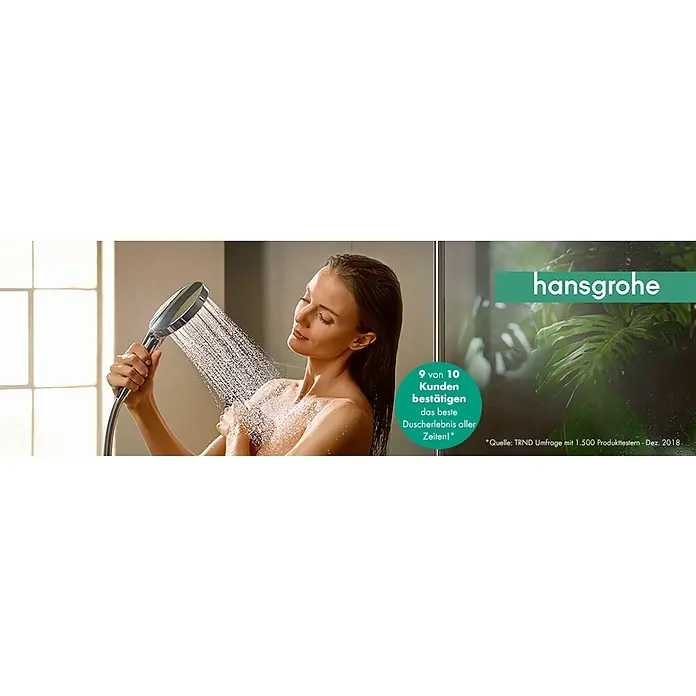 Hansgrohe Handbrause Raindance Select S 120 3jet - Anzahl Funktionen: 3 Stk., Durchmesser: 12,5 cm, Chrom - Frau unter Dusche mit Hansgrohe Brause. Neun von zehn Kunden bestätigen das beste Duscherlebnis aller Zeiten!