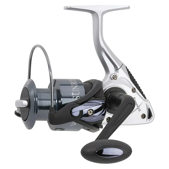 Westline Sunrise Angelrolle Spin - Größe: 3.000, Schnurkapazität: 140 m/0,3 mm - Detailaufnahme einer Angelrolle der Marke Sunrise, Modell Spinn30, die für ein optimales Angelerlebnis entwickelt wurde.