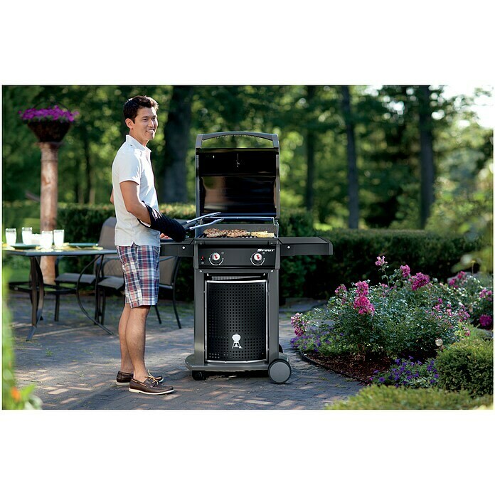 Severin Gasgrill Spirit E-210 ClassicAnzahl Brenner: 2, Hauptgrillfläche: 52 x 45 cm, 7,7 kW Mood Shot