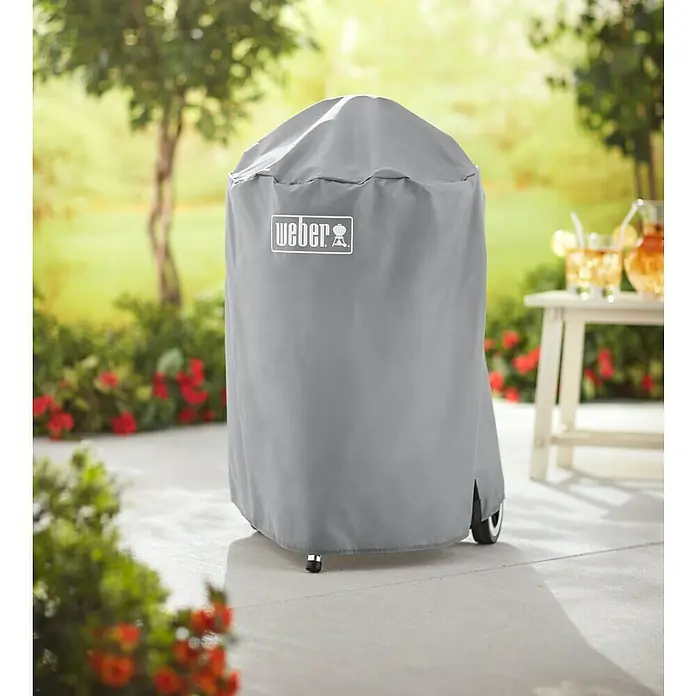 Weber Grill-Schutzhülle - Kunststoff, Passend für: Weber Kugelgrill Ø 47 cm - Graue Weber Grillabdeckung zum Schutz vor Witterungseinflüssen und zur Verlängerung der Lebensdauer Ihres Grills im Freien.