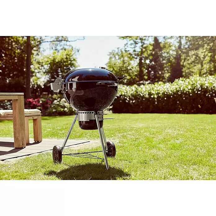 Weber Master-Touch GBS Kugelgrill Premium E-5770 - Durchmesser Grillfläche: 57 cm, Schwarz/Silber - Stimmungsaufnahme
