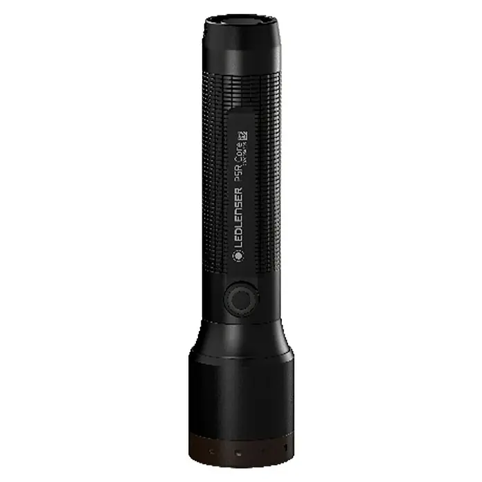 Ledlenser Taschenlampe P5R Core - 15 lm - 500 lm, IP68 - Nahaufnahme einer schwarzen Ledlenser P5R Core Taschenlampe mit Details wie dem Schalter und der Beschriftung.