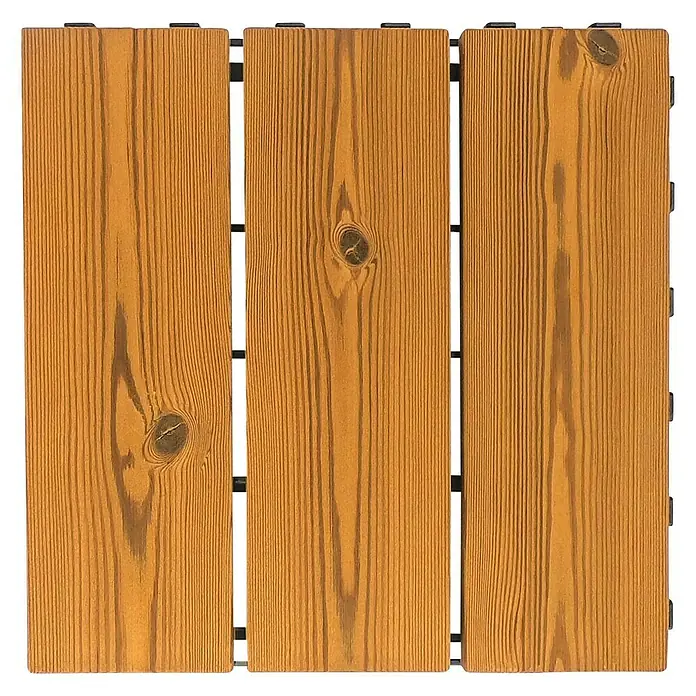 Loseta con sistema click Smartdeck - Pino, 30 x 30 x 2,5 cm, Natural, 6 ud. - Tres baldosas de terraza de madera en tonos marrones cálidos con vetas visibles, creando un ambiente natural y acogedor.