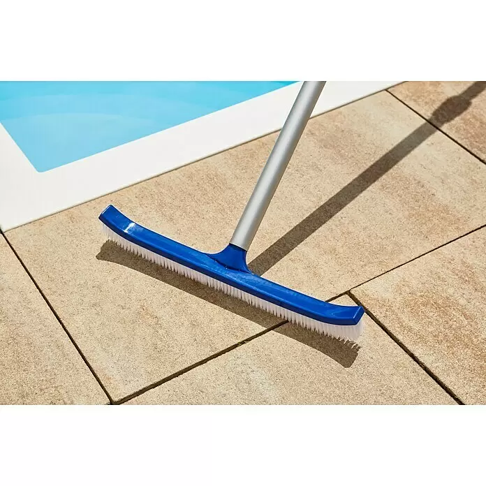 Malibu Poolbürste Lightweight - Kunststoff, Blau - Anwendungsbeispiel