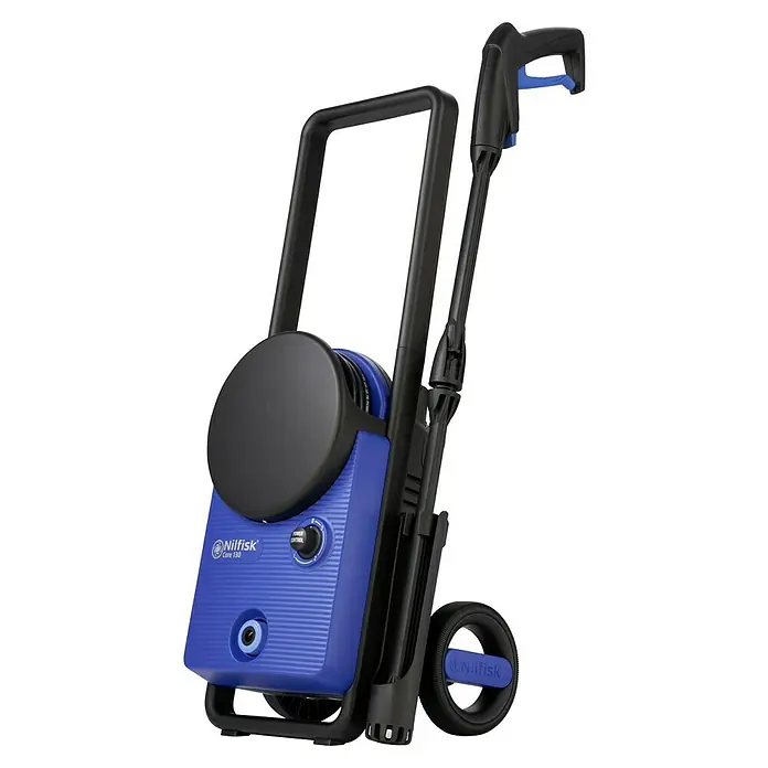 Nilfisk Hidrolimpiadora de alta presión CORE 130 HOME - 130 bar, 1.500 W, Capacidad de bombeo: 465 l/h - Primer plano de la hidrolavadora Nilfisk Core 130, conocida por su eficiencia y facilidad de uso en la limpieza exterior.
