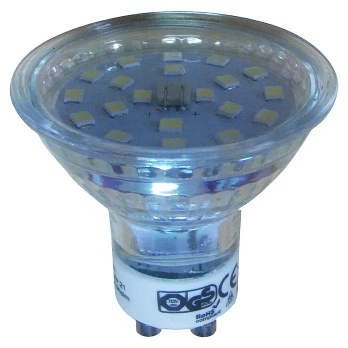 Voltolux LED-Lampen Set Reflektor GU10 - GU10, Nicht Dimmbar, Tageslichtweiß, 370 lm, 4 W, 2 Stk. - Nahaufnahme einer GU10 LED-Lampe mit klarem Gehäuse, die ihre internen LED-Komponenten und Zertifizierungsmarkierungen zeigt.