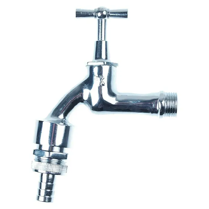 Auslaufventil - ½″, Rückflussverhinderer, Chrom - Ein glänzender Wasserhahn mit einem Kreuzgriff, der für eine einfache Bedienung sorgt. Perfekt für den Einsatz im Garten oder Außenbereich.