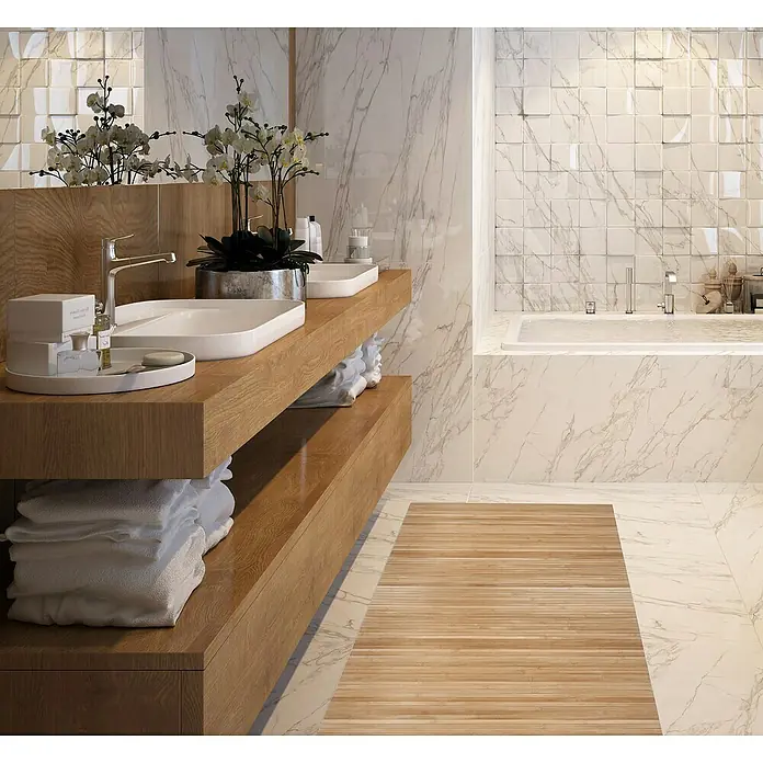 Alfombra de bambú Cool - Natural, 140 x 50 cm - Lujoso baño con doble lavabo sobre mueble de madera, complementado con azulejos de mármol y alfombra de baño.