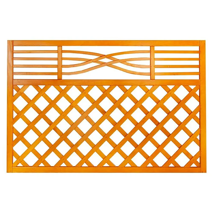 Andrewex Sichtschutzelement Malaga - 180 x 120 cm, Pinie - Detailaufnahme eines Holzzauns mit dekorativem Gittermuster, ideal für Garten- oder Terrassengestaltung.