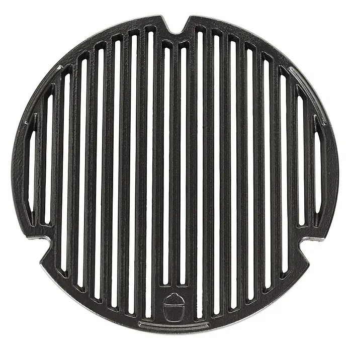 Kamado Joe Grillrost - Durchmesser: 35 cm, Gusseisen - Abbildung eines runden Grillrosts aus Gusseisen mit schmalen Schlitzen, ideal für das perfekte Grillen von Speisen.