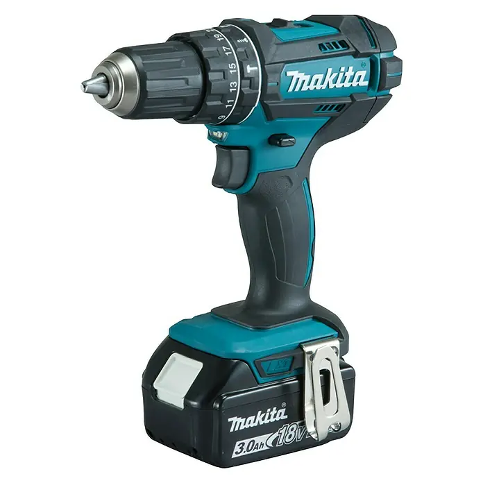 Makita Set taladro percutor de batería DTD152Z + taladro combinado DHP482Z - 18 V, 3 baterías, 3 Ah - Taladro inalámbrico de Makita con detalles turquesa y un diseño robusto para uso profesional. Ideal para artesanos y aficionados al bricolaje.