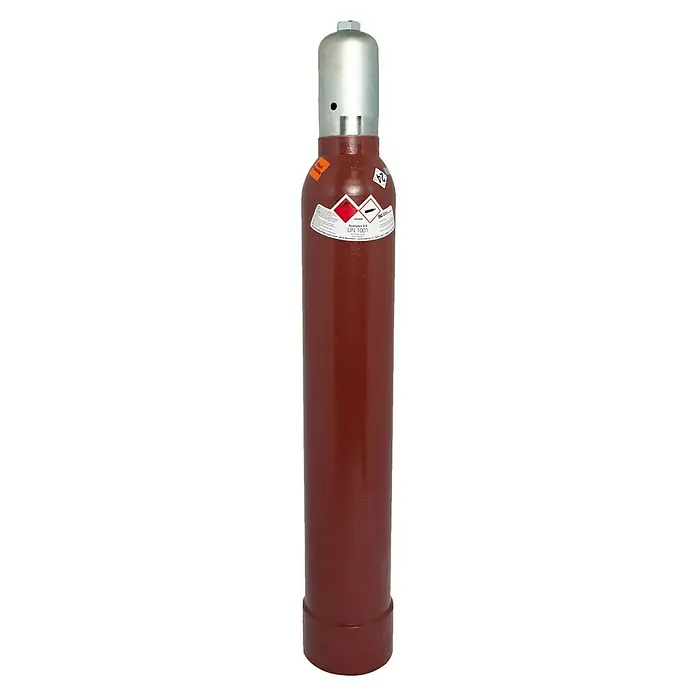 Tyczka Energy Acetylen-Flasche ohne Füllung* - Fassungsvermögen: 10 l - Acetylen-Gasflasche in Rot mit silbernem Kopf, beschriftet mit Warnhinweisen und UN 1001 Kennzeichnung.
